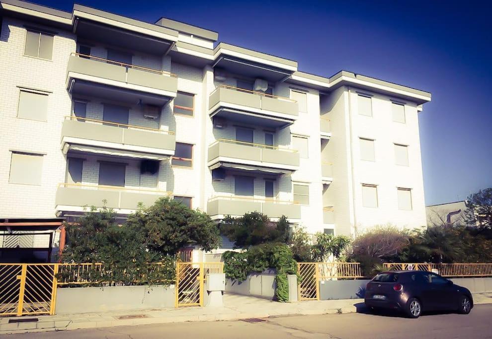 Residenza Tigli Campomarino Lido Apartment Exterior foto